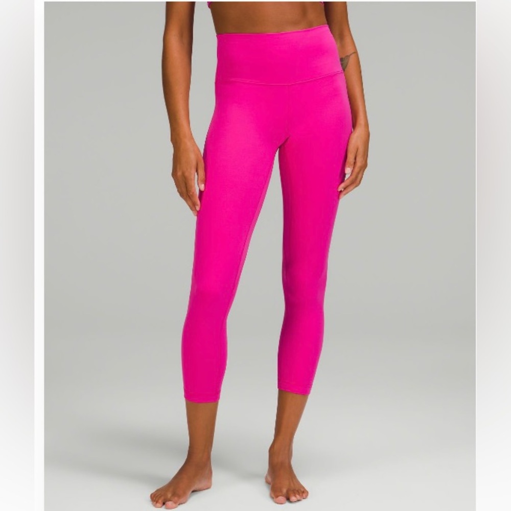 NWT - Lululemon Align Leggings - Sonic Pink - 25” - Size 8